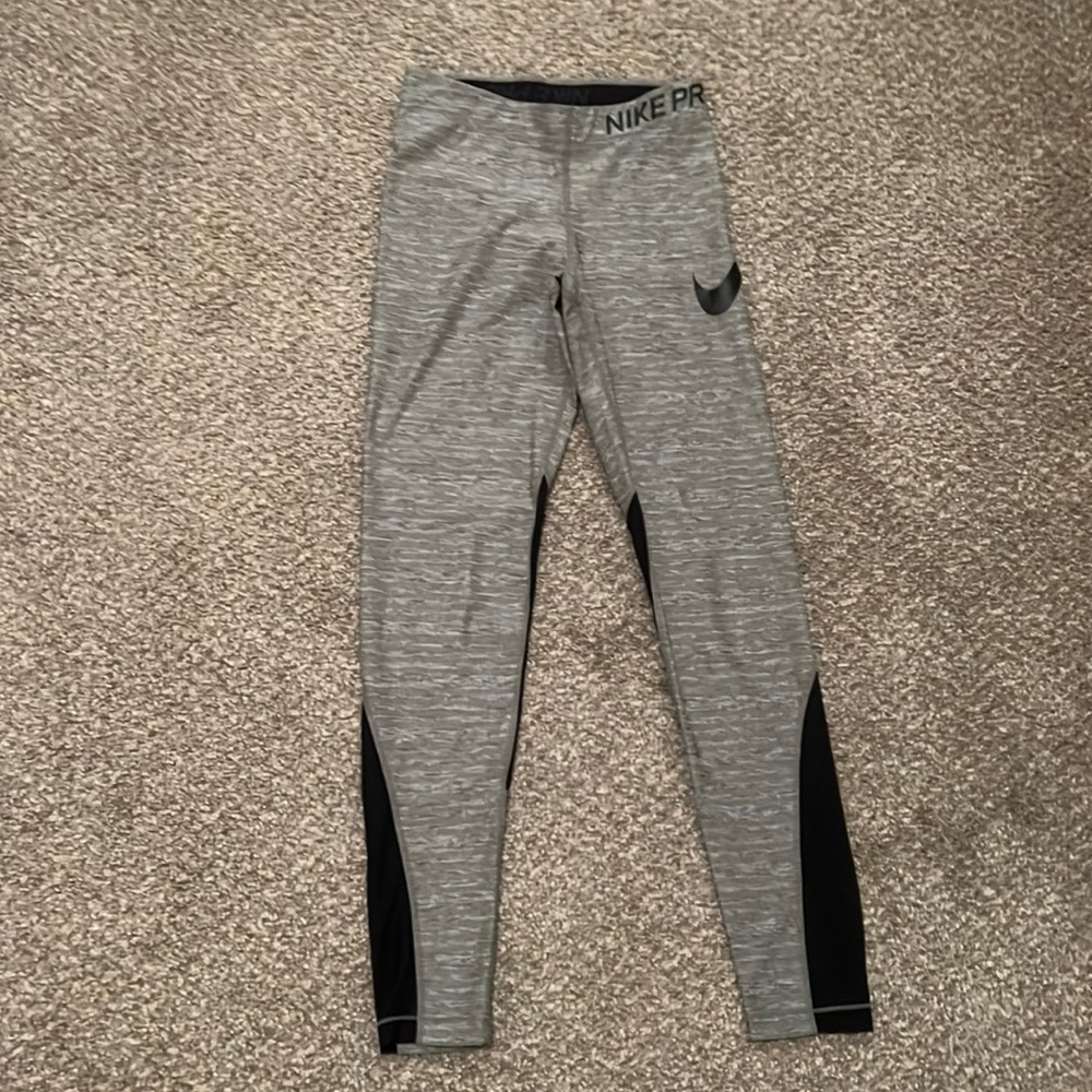 Nike Pro leggings. Small